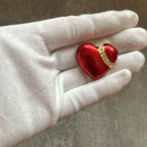 Vintage Red Enamel Heart Pin w Rhinestones Gold Tone EUC
